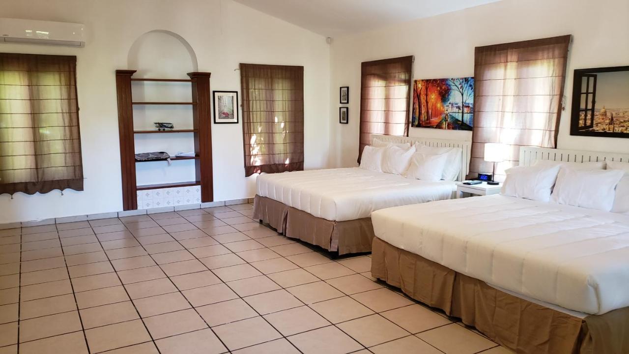 Domus Hotel Σαν Σαλβαντόρ Εξωτερικό φωτογραφία