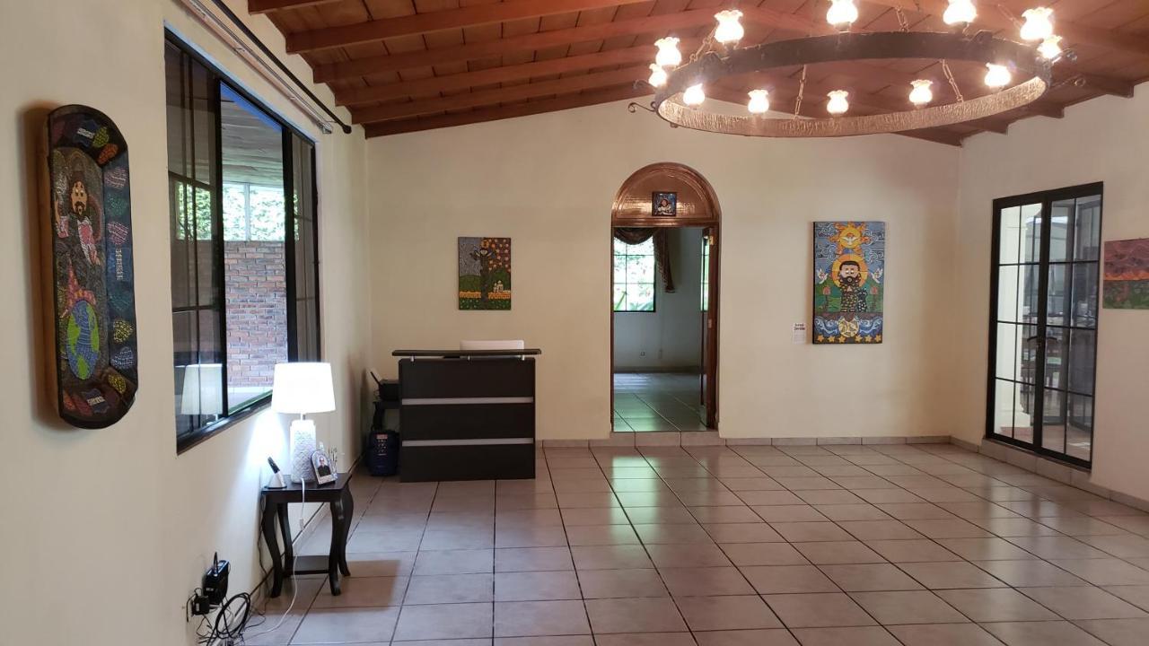 Domus Hotel Σαν Σαλβαντόρ Εξωτερικό φωτογραφία